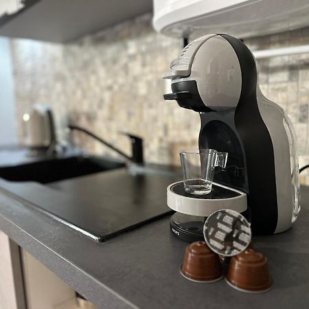 Appartement Climatise Avec Chambre Et Parking Privatif Locations Vld Camargue Сент-Мари-де-ла-Мер Экстерьер фото