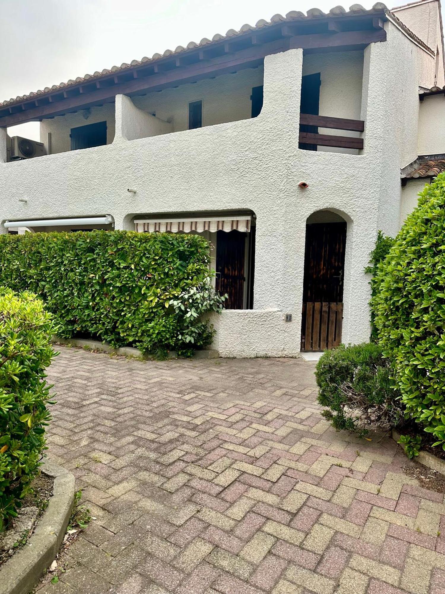 Appartement Climatise Avec Chambre Et Parking Privatif Locations Vld Camargue Сент-Мари-де-ла-Мер Экстерьер фото